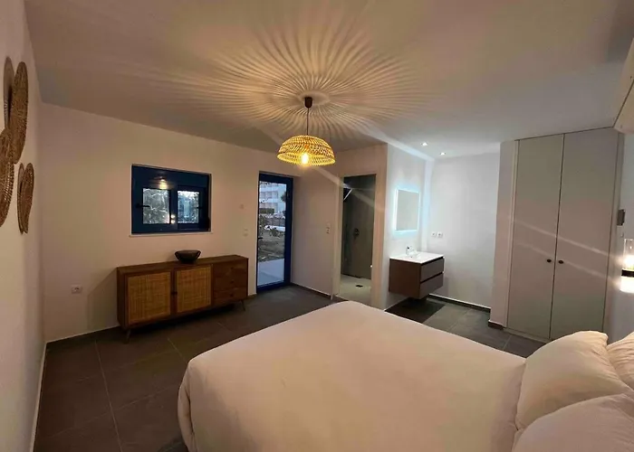 فيلة Palios With Private Pool *